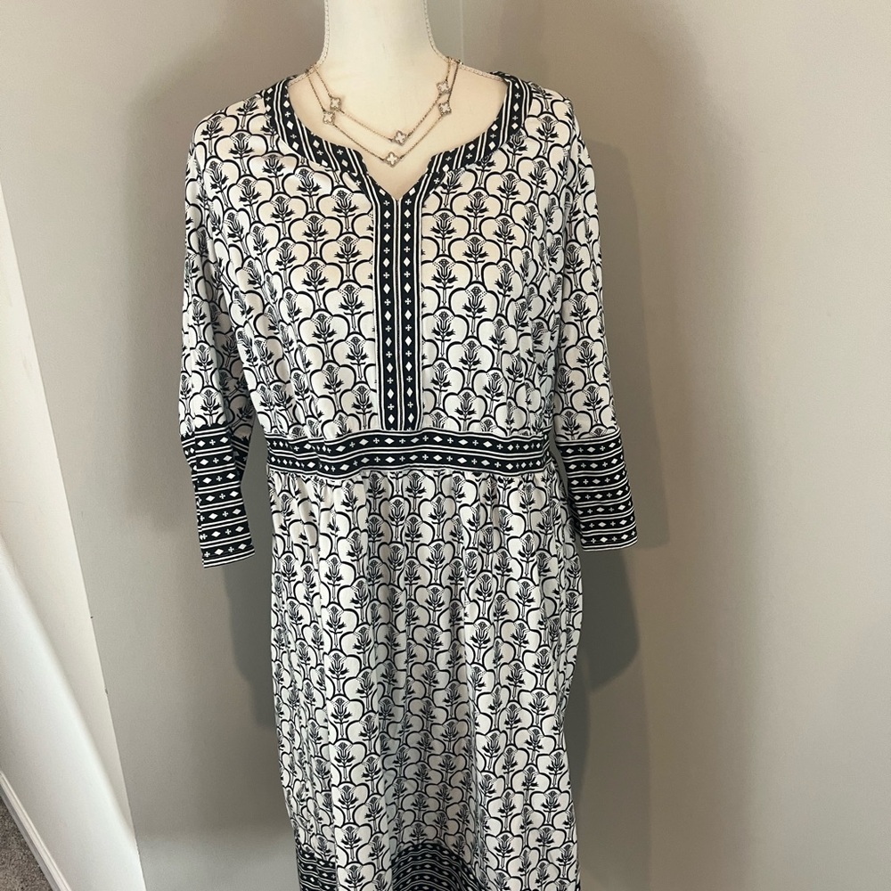 Ellos Black and White Sheath Dress with Cuffed 3/4 Sleeves size 14/16